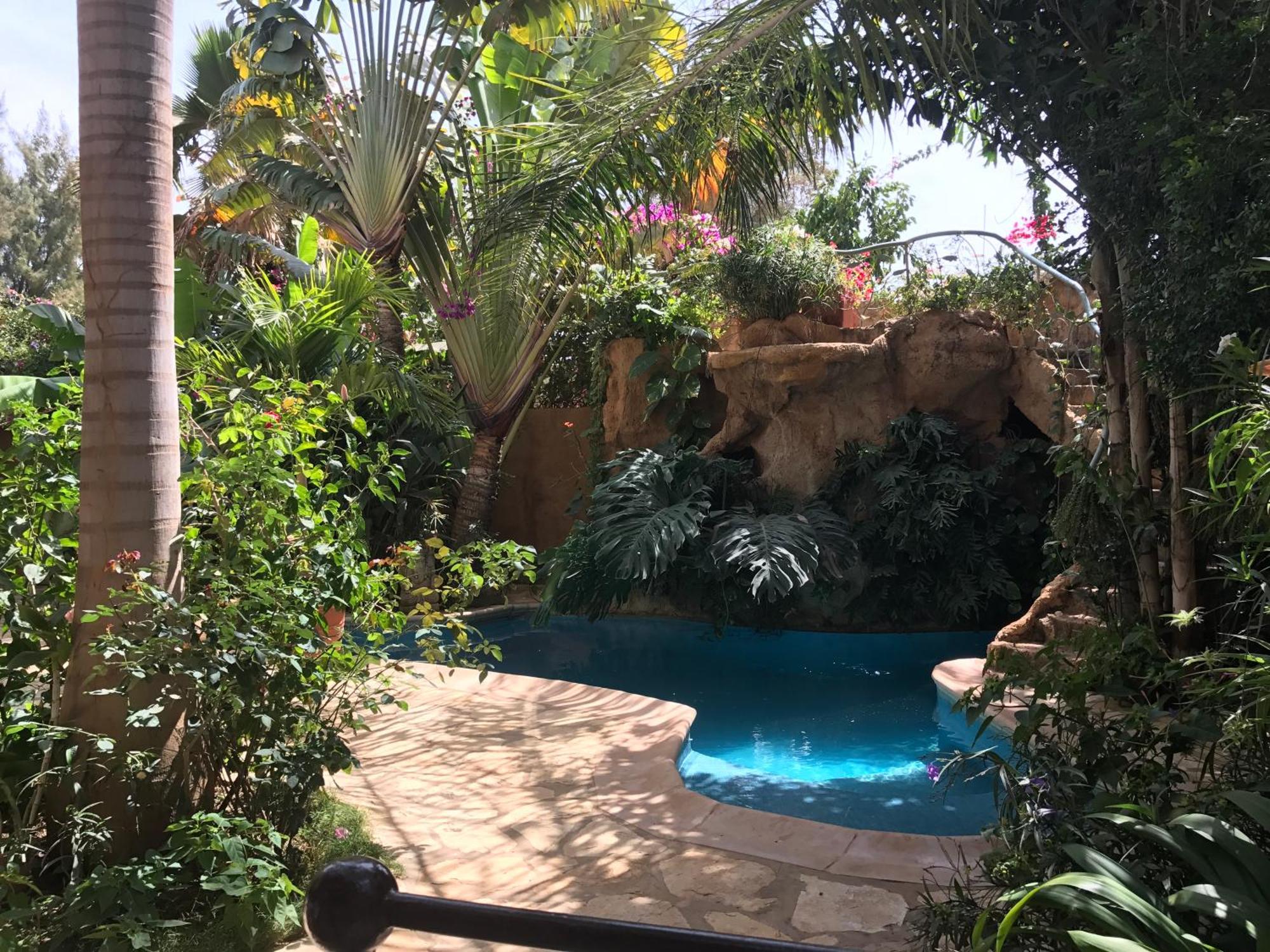 Tropical Oasis Apartment Ouakam Luaran gambar